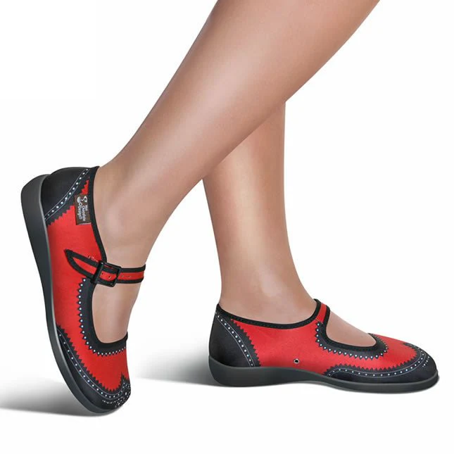 Hot Chocolate Design Brogue in Carmine - Image 4