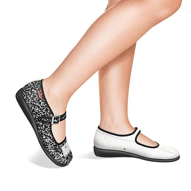 Hot Chocolate Design Notebook - Image 3